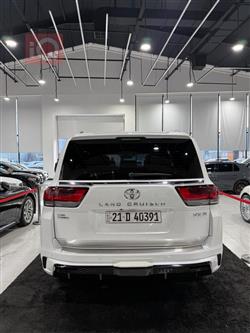 تويوتا لاندكروزر